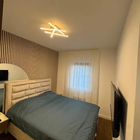 Lägenhet Lux Airport *