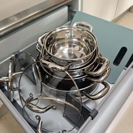 Lux Airport Lägenhet Ledine